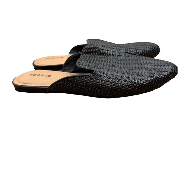 Torrid Faux Leather Woven Mule Black Womens Size 12 WW EUC - Picture 1 of 9